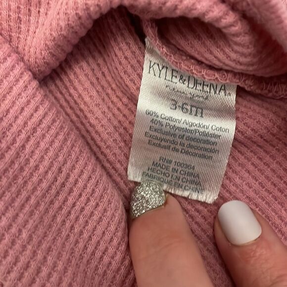 Kyle & Deena — Adorable 3-6 month Baby Girl Pink & Floral Outfit - Picture 4 of 7